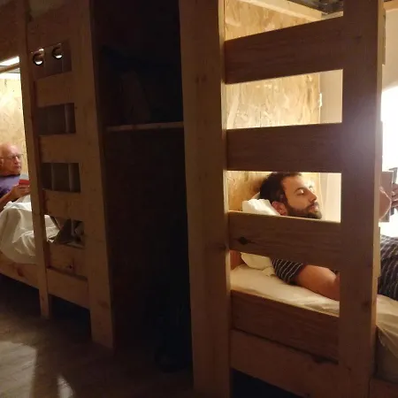 Albergue Les Cordees Liees Albi