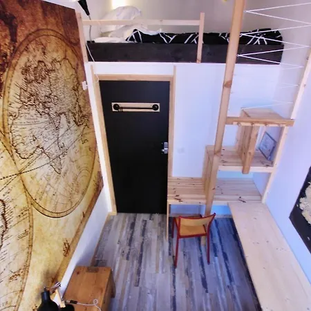 Les Cordees Liees Hostel *